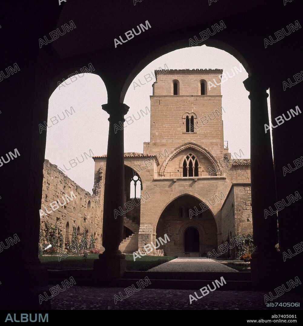 TORRE DEL HOMENAJE DEL CASTILLO DE LOS CALATRAVOS EN ALCAÑIZ - FOTO AÑOS 60.
