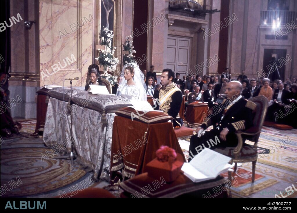 BODA DE ALFONSO DE BORBON Y DAMPIERRE Y CARMEN MARTINEZ BORDIU. EN LA FOTO EL GENERAL FRANCISCO FRANCO BAHAMONDE. 03/08/1972. MADRID.