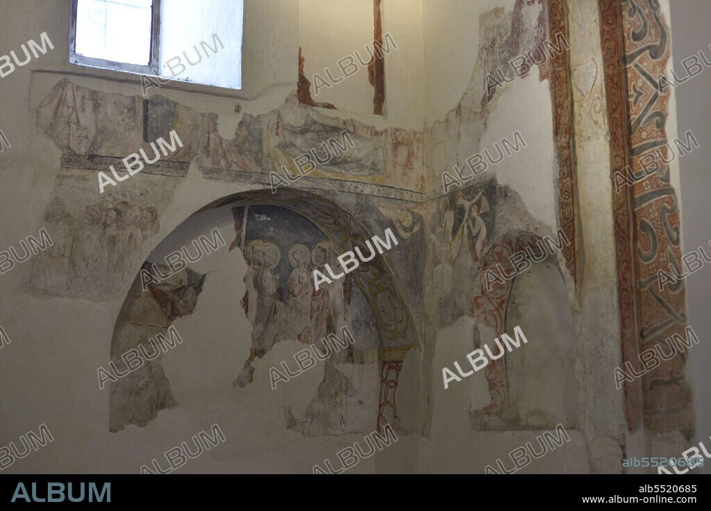 Toledo. Castilla-La Mancha. España. Ermita del Cristo de la Luz. Antigua mezquita, construída a finales del siglo X y convertida en iglesia cristiana en el siglo XII. Restos de un fresco en un arcosolio del templo, con la representación de lo que se cree es un Pentescostés.