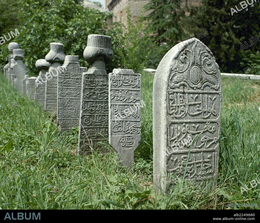 Turkey. Bursa. Muradiye Mosque. Royal cementery. Ottoman gravestones, capped by a turban.