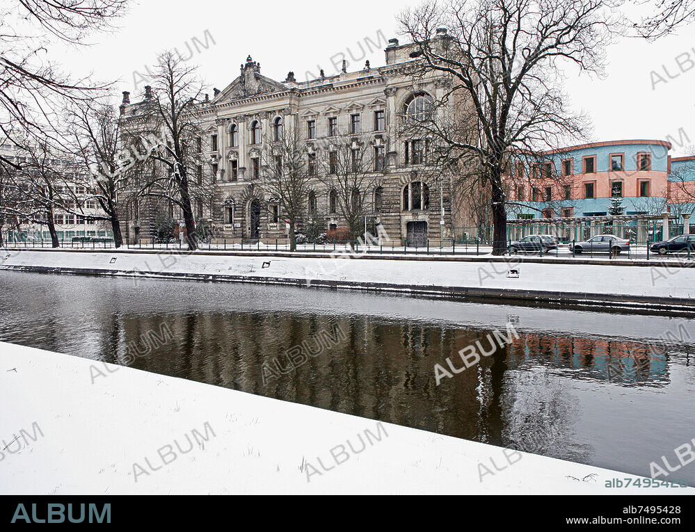 Wissenschaftszentrum Berlin fuer Sozialforschung, WZB, am Reichpietschufer - Altbau: Reichsversicherungsanstalt und Anbauten.