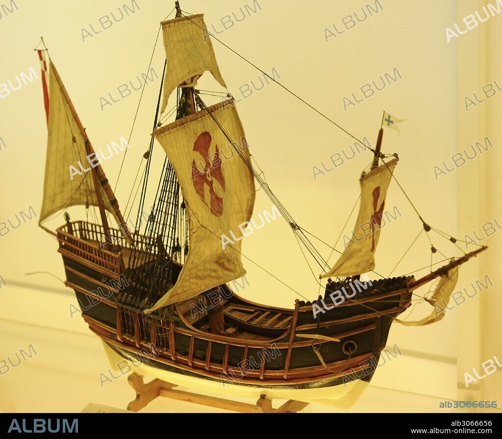 HISTORIA DE LA NAVEGACION. EDAD MODERNA. Siglos XV-XVI. EUROPA. Maqueta de una CARABELA, embarcación a vela usada en viajes oceánicos. Museo de Historia. Gdansk. Polonia.