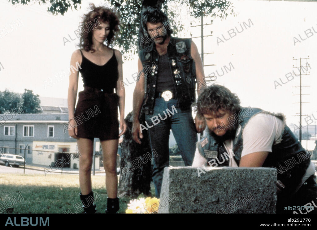 CHER y SAM ELLIOTT en MASCARA, 1985 (MASK), dirigida por PETER BOGDANOVICH. Copyright CANNON FILMS.