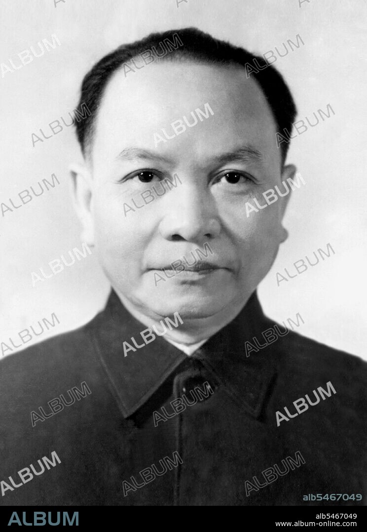 Tru?ng Chinh (pseudonym meaning 'Long March', born Ð?ng Xuân Khu (1907-1988) was a Vietnamese communist political leader and theoretician. From 1941 to 1957, he was Vietnam's second-ranked communist leader (after H? Chí Minh). Following the death of Lê Du?n in 1986, he was briefly Vietnam's top leader. He is remembered as a communist hard liner with strong Maoist tendencies.