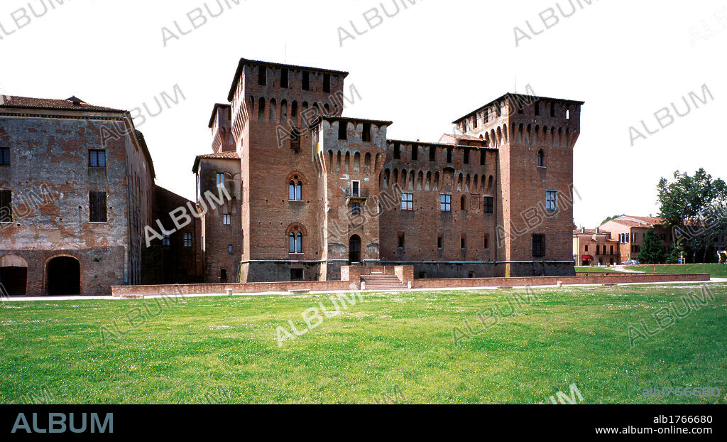 Castle of San Giorgio in Mantua, by Bartolino da Novara, 1395, 14th Century,. Italy, Mantua, San Giorgio Castle. View of Castle of San Giorgio Gonzaga moat four towers hanging arches winows Ghibelline merlons Mantua meadow towers two light windows.