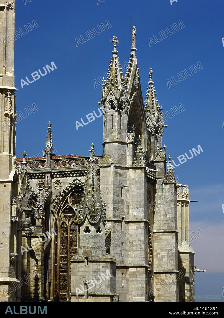ARTE GOTICO. ESPAÑA. CATEDRAL DE SANTA MARIA DE REGLA. Construida en el año 1205 por iniciativa del obispo Manrique DE LARA. Las obras no finalizaron hasta principios del siglo XIV. Detalle del exterior. LEON. Castilla-León.