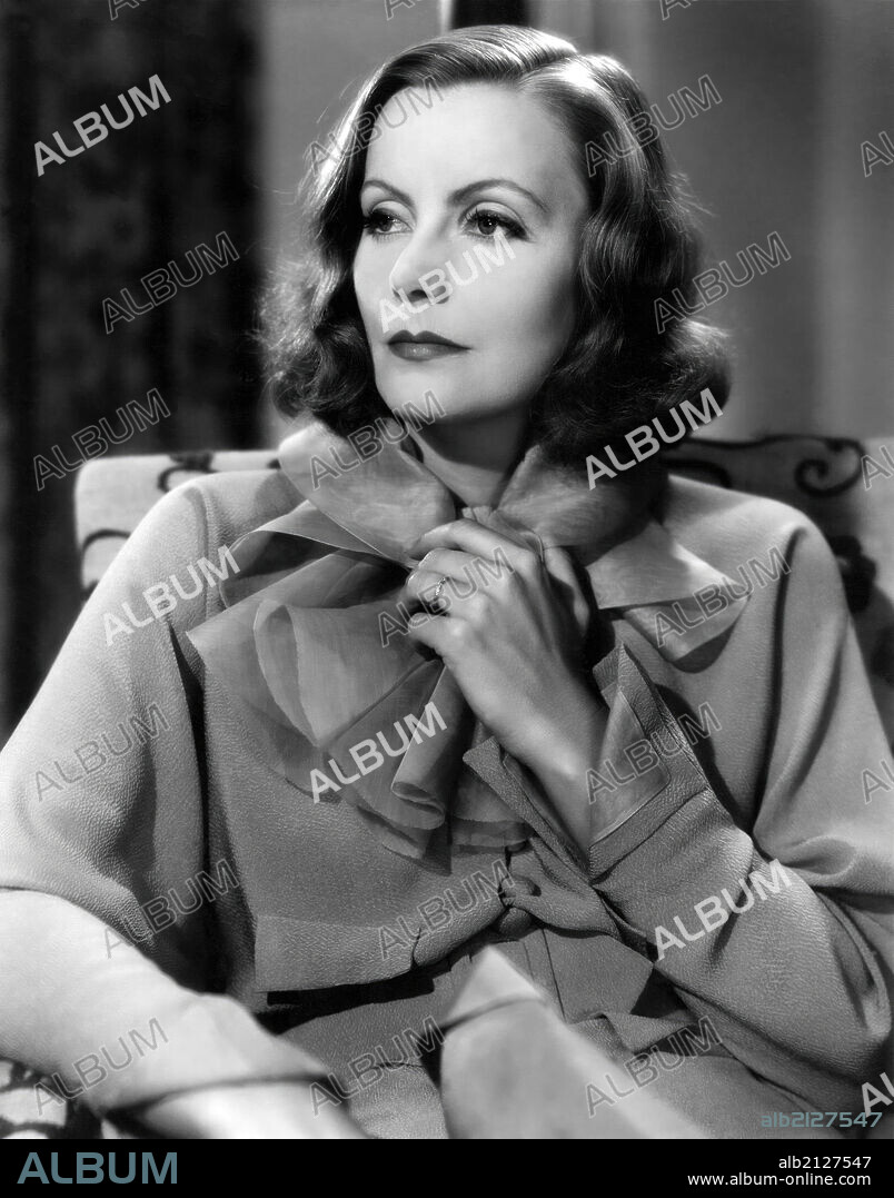 GRETA GARBO en EL VELO PINTADO, 1934 (THE PAINTED VEIL), dirigida por RICHARD BOLESLAWSKI. Copyright M.G.M.