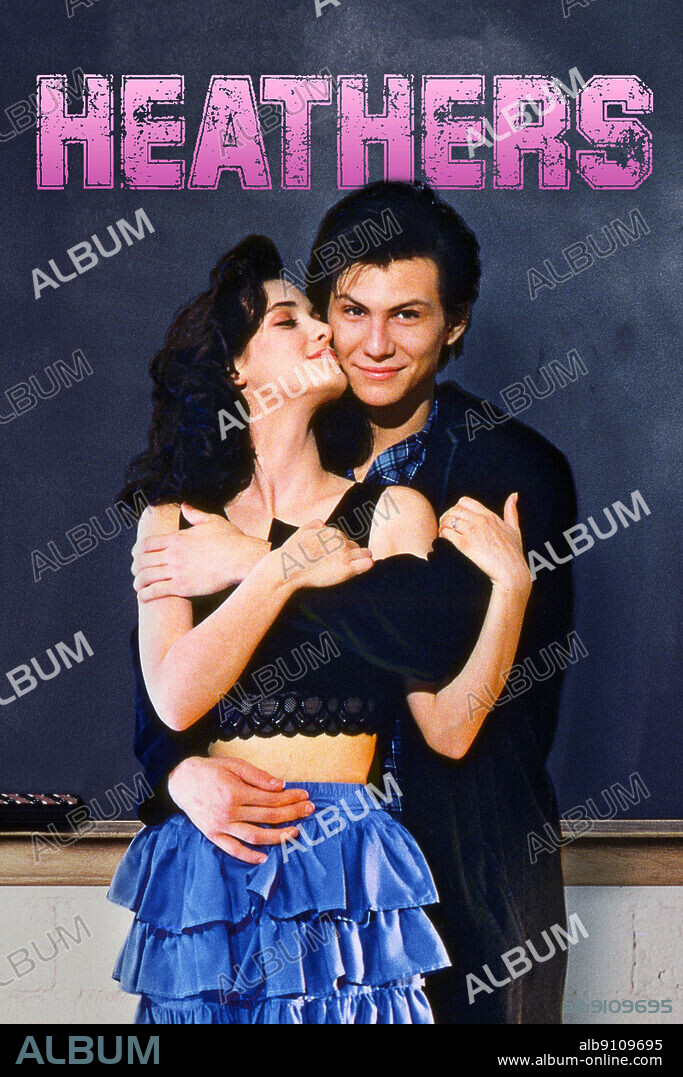 Poster de HEATHERS, ESCUELA DE JOVENES ASESINOS, 1989 (HEATHERS), dirigida por MICHAEL LEHMANN. Copyright CINEMARQUE-NEW WORLD.