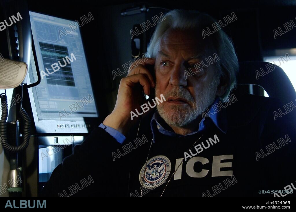 DONALD SUTHERLAND en TRAFICO HUMANO, 2005 (HUMAN TRAFFICKING), dirigida por CHRISTIAN DUGUAY. Copyright RHI ENTERTEINMENT.