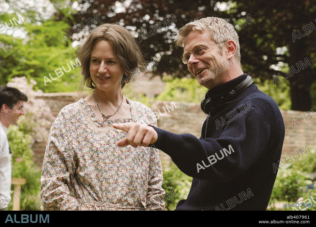 NICOLE KIDMAN y STEPHEN DALDRY en LAS HORAS, 2002 (THE HOURS), dirigida por STEPHEN DALDRY. Copyright PARAMOUNT PICTURES.