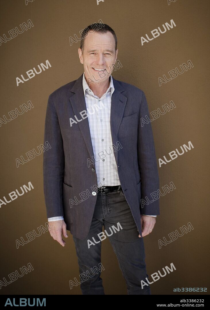 BRYAN CRANSTON. July 29, 2012 - Hollywood, California, U.S. - BRYAN CRANSTON promotes 'Total Recall' and TV show 'Breaking Bad.' Bryan Lee Cranston (born March 7, 1956) is an American actor, voice actor, screenwriter, director and producer. He is best known for portraying Walter White on the AMC crime drama series Breaking Bad, Hal on the Fox comedy series Malcolm in the Middle, and Dr. Tim Whatley in five episodes of the NBC comedy series Seinfeld. For Breaking Bad, Cranston won the Primetime Emmy Award for Outstanding Lead Actor in a Drama Series four times (2008–2010, 2014), including three consecutive wins (the second time in television history). After becoming one of the producers of Breaking Bad in 2011, he also won the award for Outstanding Drama Series twice. Untouchable (2018), Isle of Dogs (2018), Last Flag Flying (2017), SuperMansion (TV Series 2015-2017), Power Rangers (2017), The Disaster Artist (2017), Wakefield (2017. 29/07/2012