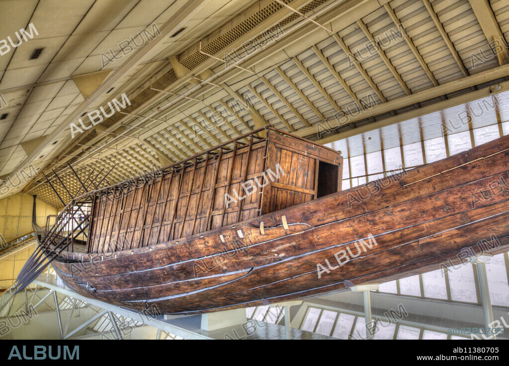 The Khufu Ship, Giza Solar Boat Museum, Great Pyramids of Giza, UNESCO World Heritage Site, Giza, Egypt, North Africa, Africa.