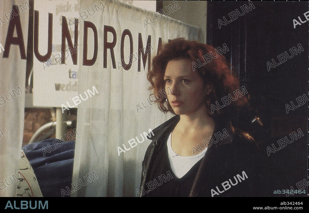 ICIAR BOLLAIN en SUBLET, 1991, dirigida por CHUS GUTIERREZ.