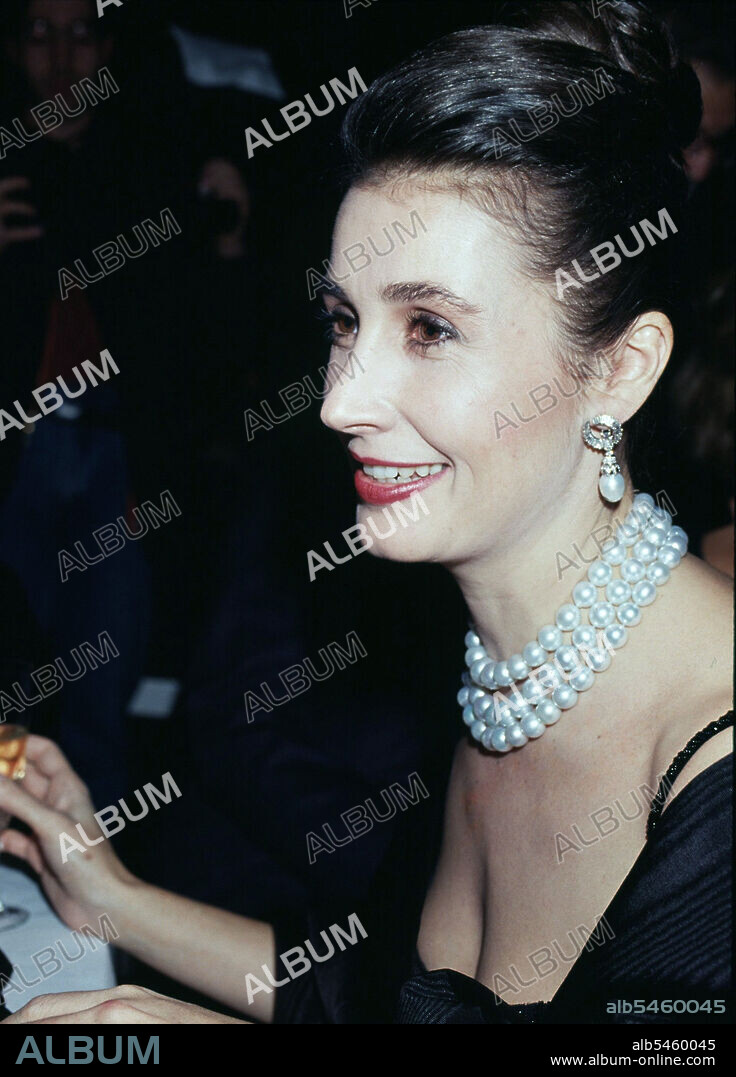 MARTINEZ BORDIU , CARMEN. ARISTOCRATA ESPAÑOLA . 1951 - . NIETA MAYOR DE FRANCISCO FRANCO . FOTO AÑO 1991.