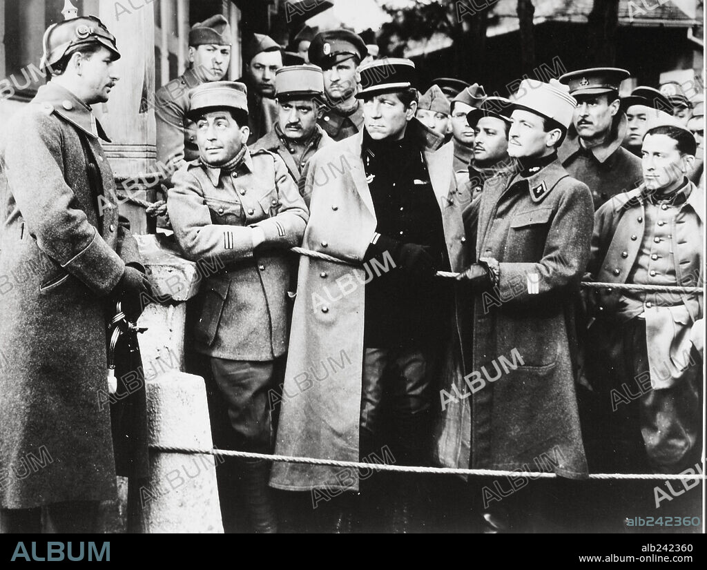 JEAN GABIN and PIERRE FRESNAY in THE GRAND ILLUSION, 1937 (LA GRANDE ILLUSION), directed by JEAN RENOIR. Copyright REALISATIONS D'ART CINEMATOGRAPHIQUE.
