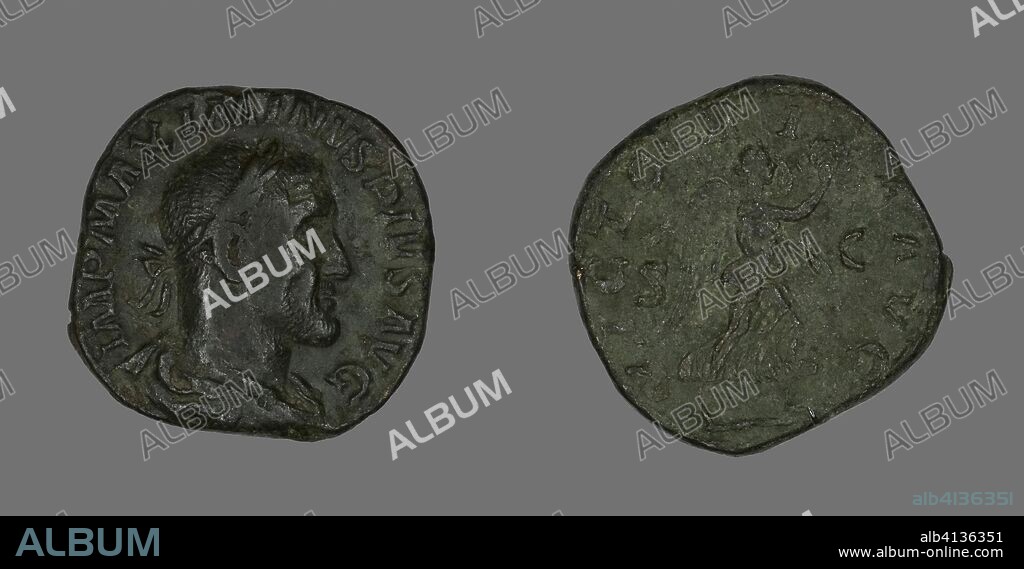 ANCIENT ROMAN. Sestertius (Coin) Portraying Emperor Maximinus. Roman, minted in Rome. Date: 235 AD-238 AD. Dimensions: Diam. 3 cm; 20.93 g. Bronze. Origin: Roman Empire.