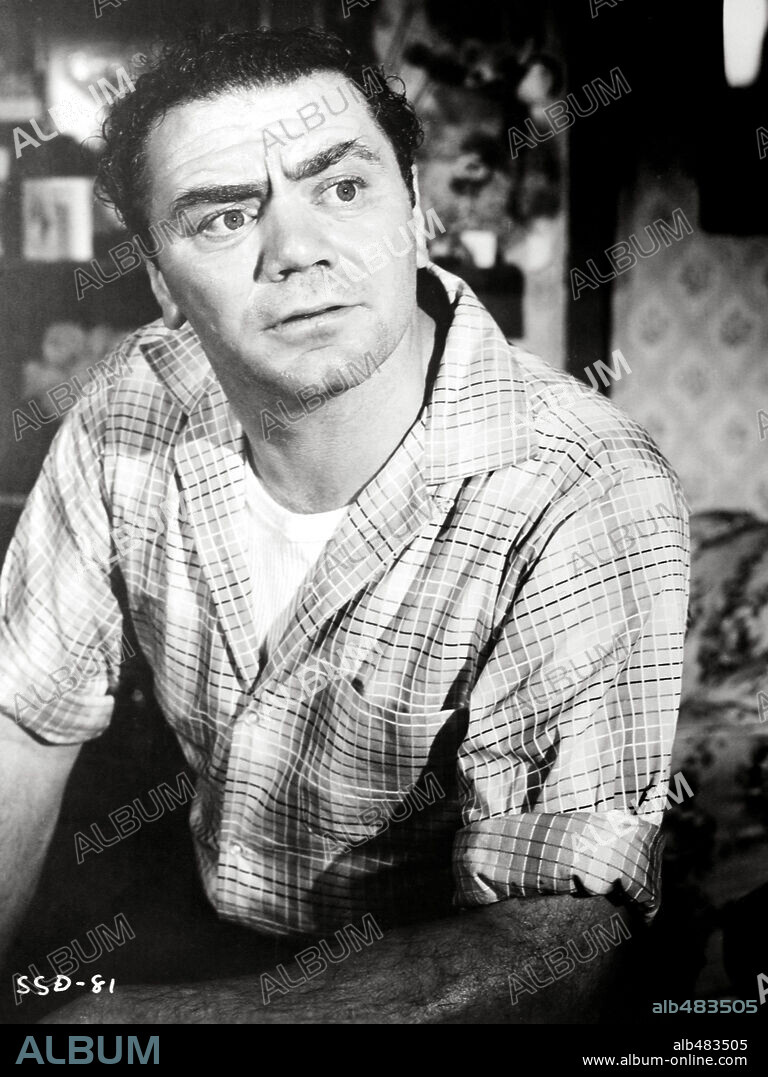 ERNEST BORGNINE in SEASON OF PASSION, 1959 (SUMMER OF THE SEVENTEENTH DOLL), directed by LESLIE NORMAN. Copyright UNITED ARTISTS.
