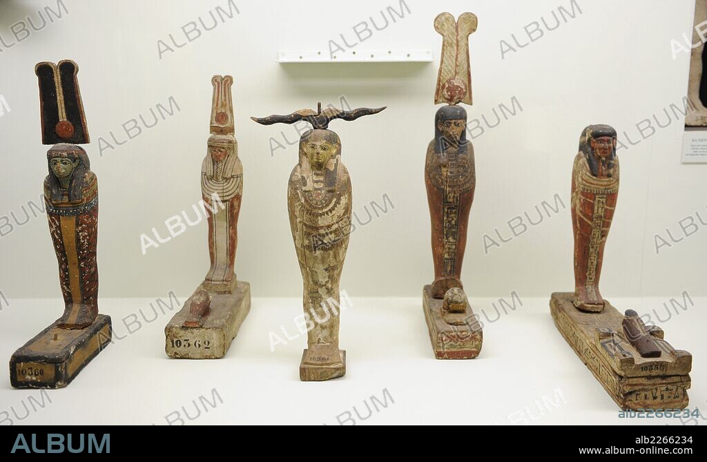 ARE EGIPCIO. EGIPTO. Estatuillas de madera de Ptah (dios protector de los artesanos) y Seker (el dios del cementerio). Museo Arqueológico. Estambul. Turquía.