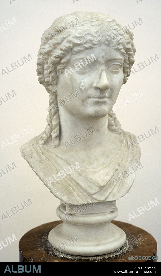 Retrato de la princesa de la dinastía Julio-Claudia llamada Agrippina. Hacia el 37-41 d. C. Galería de los emperadores. Museo Arqueológico Nacional. Nápoles. Italia.