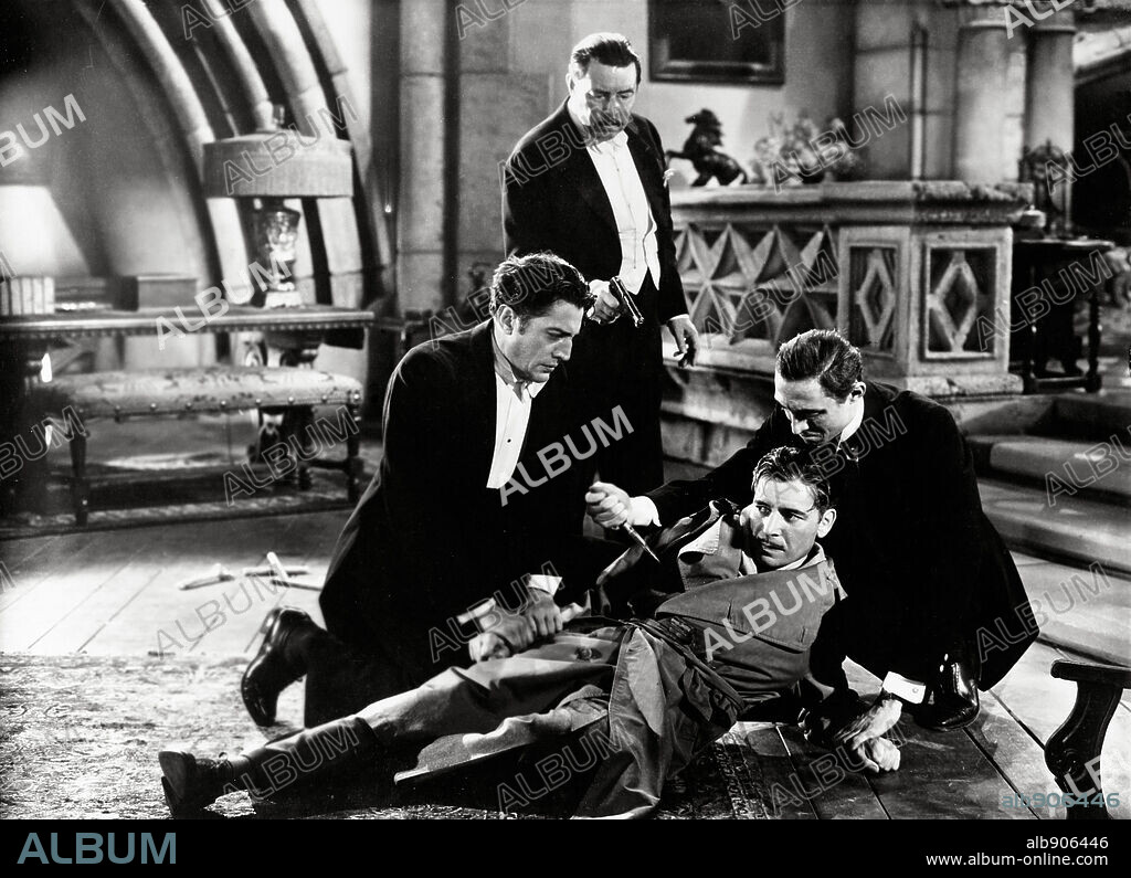 RONALD COLMAN en EL AVENTURERO AUDAZ (BULLDOG DRUMMOND STRIKES BACK, 1934). Copyright 20TH CENTURY FOX/UNITED ARTISTS.