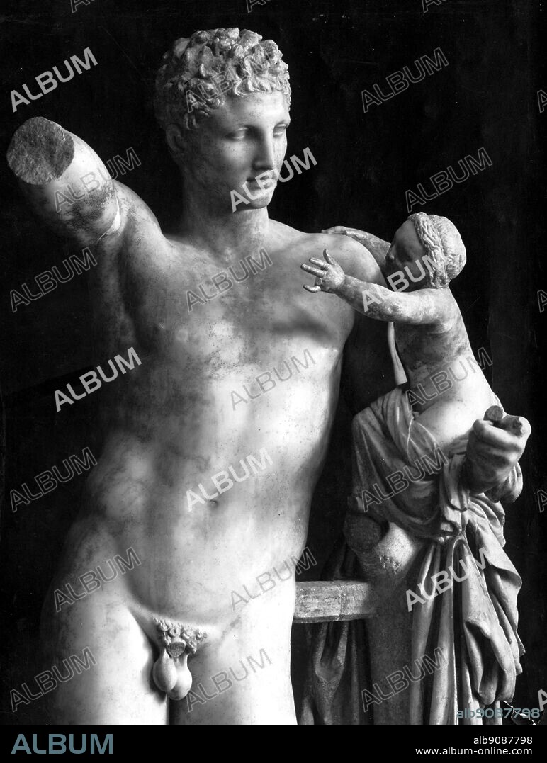 Hermes with Infant Dionysus by Praxiteles, 4th century BC, Messenger of the Greek Gods.