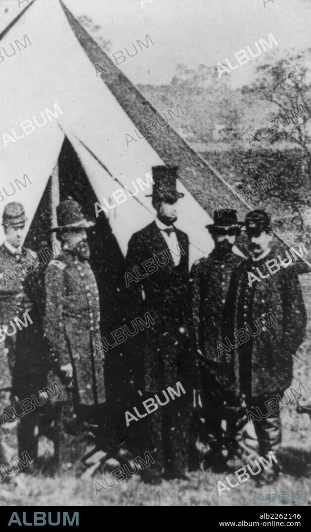 Abraham Lincoln with Union Officers 1862.
