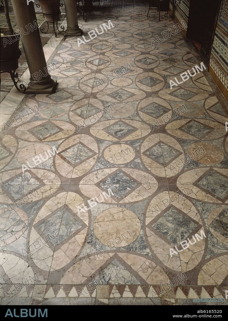 MOSAICO ROMANO-OPUS SECTILE-PROCEDE ITALICA.