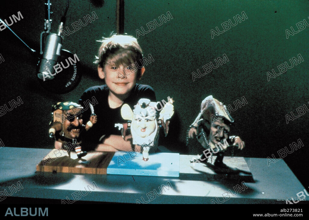 MACAULAY CULKIN en EL GUARDIÁN DE LAS PALABRAS, 1994 (PAGEMASTER), dirigida por JOE JOHNSTON y MAURICE HUNT. Copyright TURNER PICTURES.