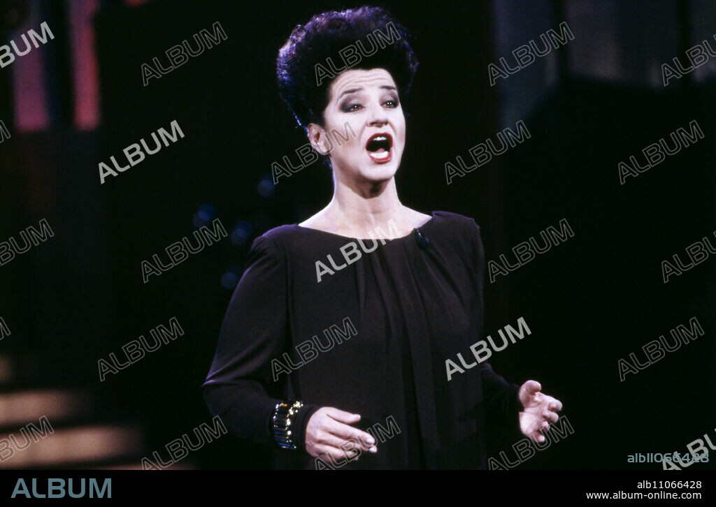 Agnes Balta, Greek Opera singer, mezzo-soprano, performance 1992.