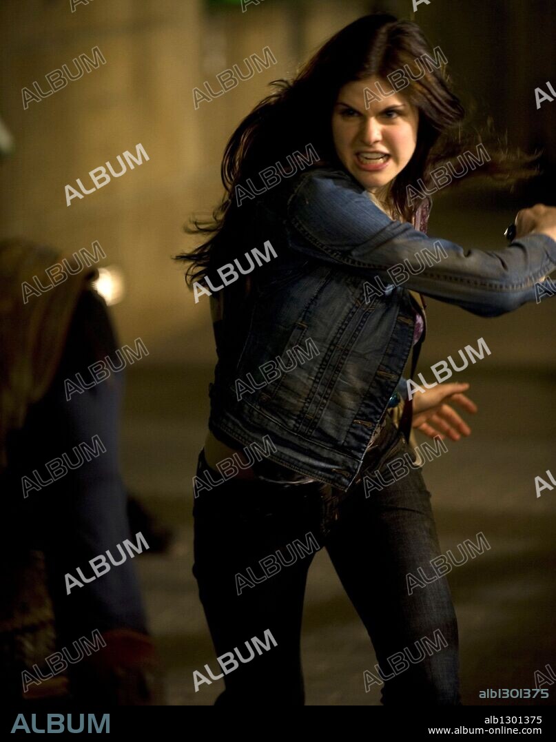 ALEXANDRA DADDARIO en PERCY JACKSON Y EL LADRON DEL RAYO, 2010 (PERCY JACKSON & THE OLYMPIANS: THE LIGHTNING THIEF), dirigida por CHRIS COLUMBUS. Copyright 1492 PICTURES/FOX 2000 PICTURES/IMPRINT ENTERTAINMENT.