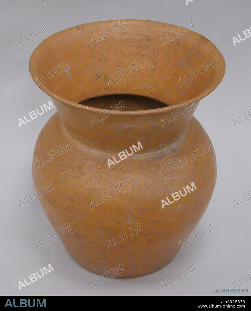 Jar, Teotihuacan, 3rd8th century, Mexico, Mesoamerica, Teotihuacan, Ceramic, H. 7 3/8 x Diam. 6 in. (18.7 x 15.2 cm), Ceramics-Containers.