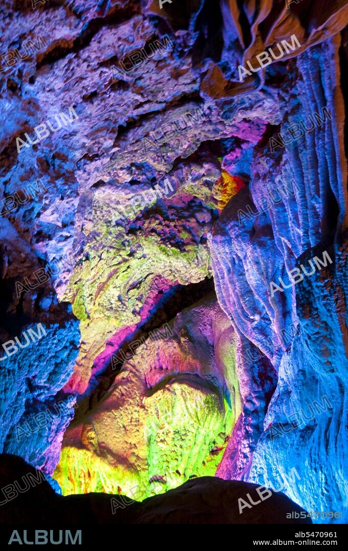Reed Flute Cave takes its name from the reeds that used to grow at the entrance to the cave. These reeds were used to make flutes. The name Guilin means ‘Cassia Woods’ and is named after the osmanthus (cassia) blossoms that bloom throughout the autumn period. Guilin is the scene of China’s most famous landscapes, inspiring thousands of paintings over many centuries. The ‘finest mountains and rivers under heaven’ are so inspiring that poets, artists and tourists have made this China’s number one natural attraction.