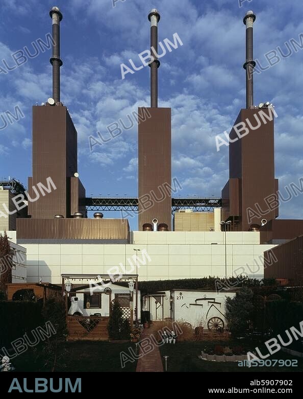 Berlin-Lichterfelde, Heizkraftwerk. (1970 errichtet). Ansicht. Foto, undat.