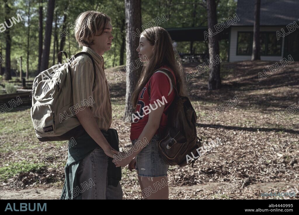 CHARLIE PLUMMER and KRISTINE FROSETH in LOOKING FOR ALASKA, 2019, directed by JOSH SCHWARTZ. Copyright Fake Empire / Paramount Pictures / Watermark Pictures.