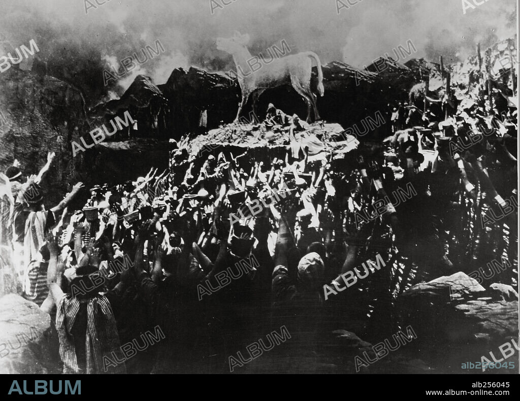EL ARCA DE NOÉ, 1928 (NOAH'S ARK), dirigida por MICHAEL CURTIZ. Copyright WARNER BROTHERS.