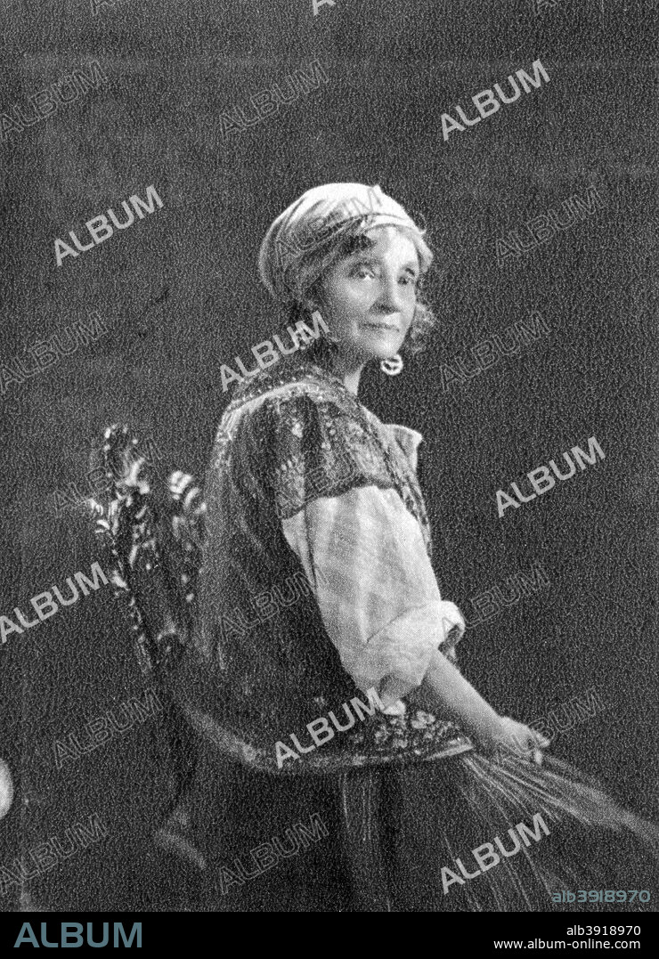 Rejane, French actress, 1905. Rejane was the stage name of French actress Gabrielle-Charlotte Reju, (1856-1920). A photograph from Album de Photographies, Dans L'Intimite de Personnages Illustres, 1860-1920, Editions MD, 22 Rue de L'Arcade, Paris 8, 1860-1920.