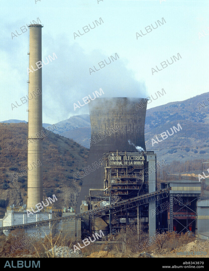 CENTRAL TERMICA DE LA ROBLA - FOTO AÑOS 80.