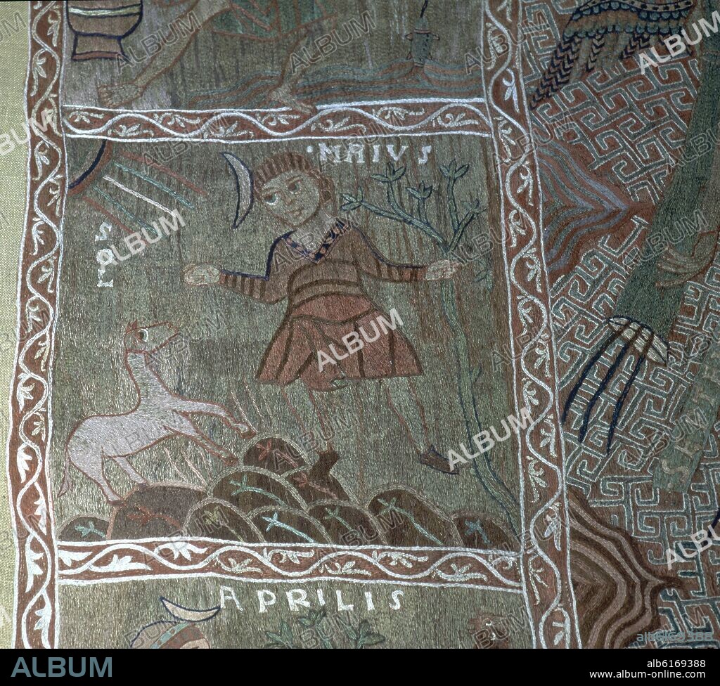 A- DETALLE DEL TAPIZ DE LA CREACION - SIGLO XII - ROMANICO ESPAÑOL - REPRESENTACION DEL MES DE MAYO.
