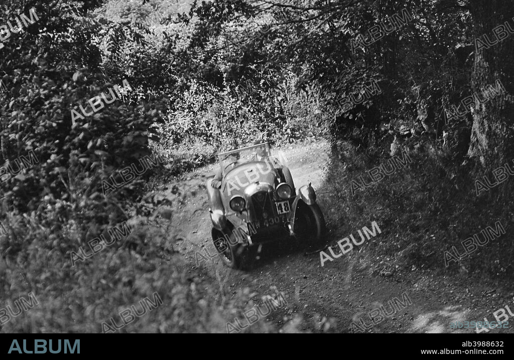 Salmson Sports 2-seater 1929 1087 cc. Vehicle Reg. No.  UW4307.  Event Entry No: 48 Driver: Higgs, L.J. Finisher. Place: Pepperden Hill.  B&HMC Brighton-Beer Trial. Date: 21/22.6.30.