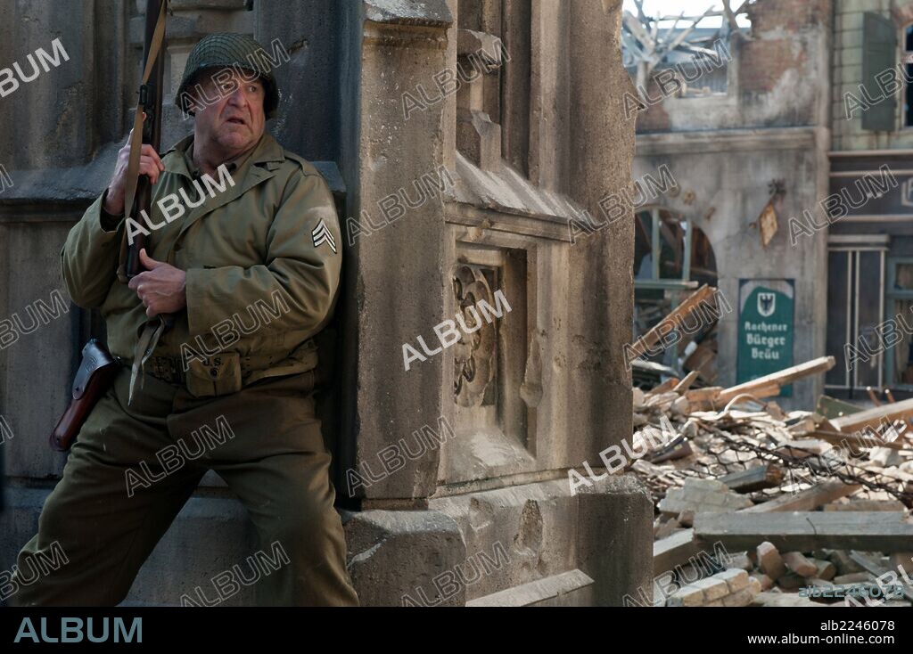 JOHN GOODMAN en THE MONUMENTS MEN, 2013, dirigida por GEORGE CLOONEY. Copyright FOX 2000 PICTURES.