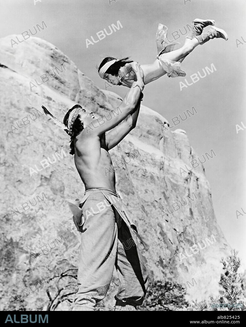 ROCK HUDSON en RAZA DE VIOLENCIA, 1954 (TAZA, SON OF COCHISE), dirigida por DOUGLAS SIRK. Copyright UNIVERSAL PICTURES.
