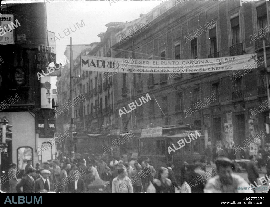 1937. Un cartel pro defensa de Madrid.
