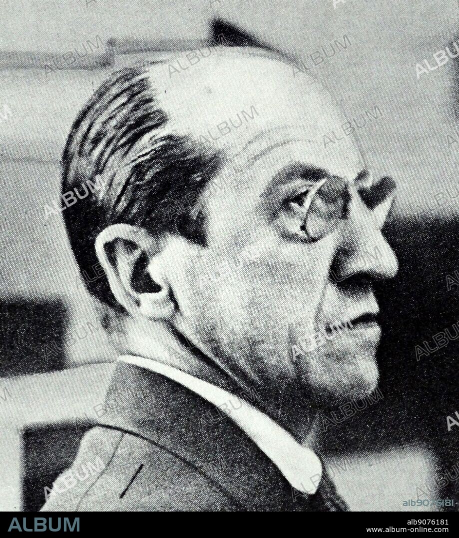 Portrait of the famous Dutch artist Piet Mondrian (7th March 1872 - 1st February 1944), dated 1917.