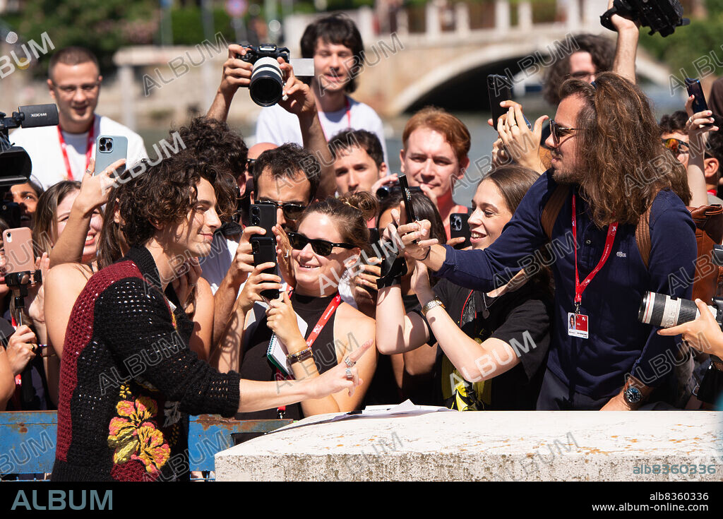 TIMOTHEE CHALAMET. September 2, 2022, Venice, Italy: TimothÃ©e Chalamet, Boat Arrivals, 79th Venice International Film Festival, Venice, Italy, September 02, 2022. Photo by Paolo Cotello/imageSPACE (Credit Image: © imageSPACE via ZUMA Press Wire).