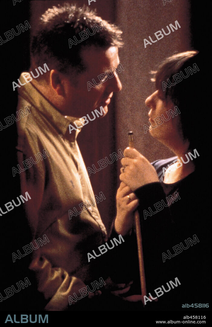 LAILA MORSE and RAY WINSTONE in NIL BY MOUTH, 1997, directed by GARY OLDMAN. Copyright SONY PICTURES CLASSICS.