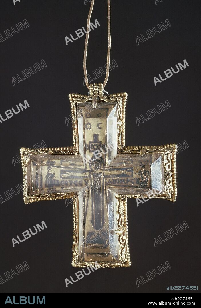 Cross of Theodolinda also known as the Cross of Adaloaldo or St. Gregory the Great, gold and rock crystal. Lombard civilisation, 6th century.