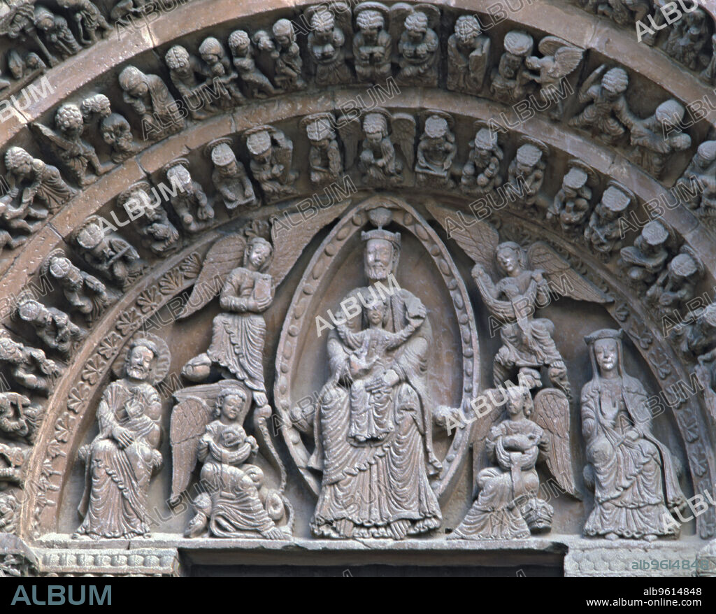 Tympanum of the portal of the church of Santo Domingo de Soria, decorated with the Eternal Father, the four evangelists and the prophet Isaiah.