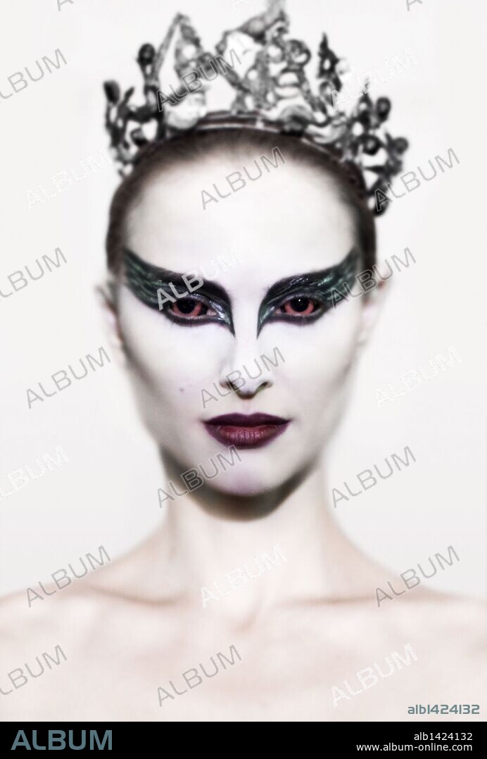 NATALIE PORTMAN en CISNE NEGRO, 2010 (BLACK SWAN), dirigida por DARREN ARONOFSKY. Copyright FOX SEARCHLIGHT PICTURES / TAVERNISE, NIKO.