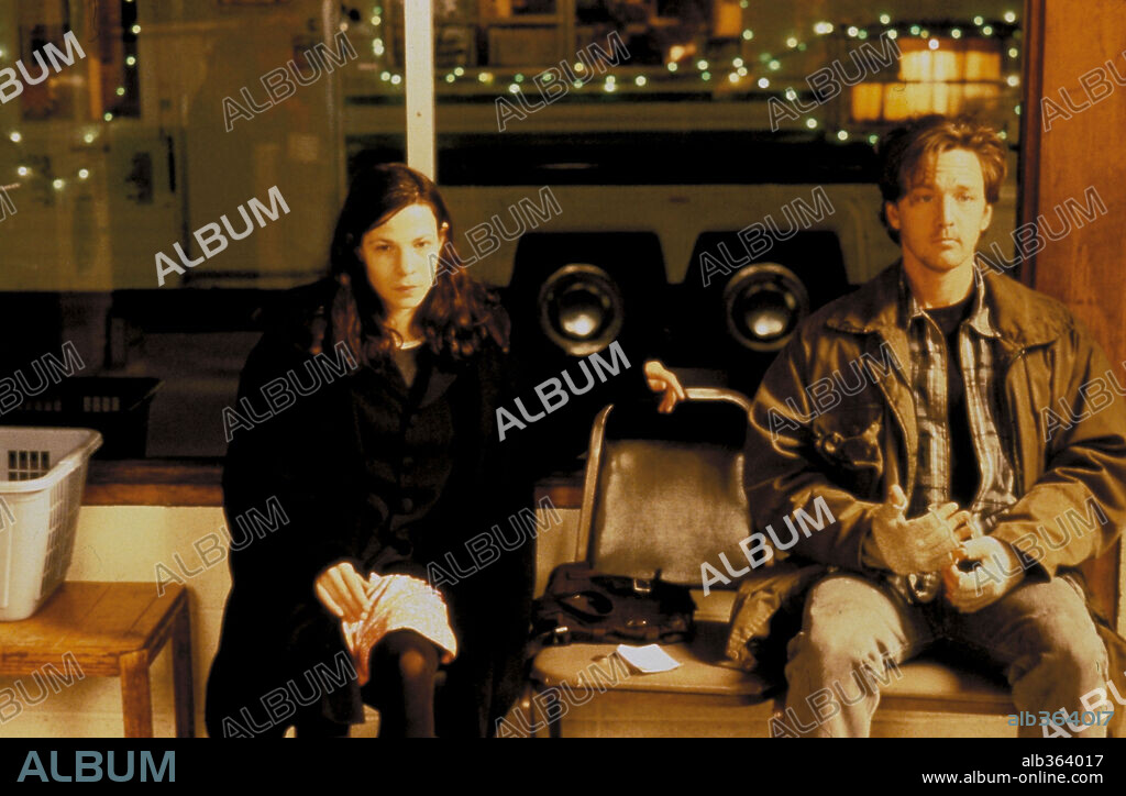 ANDREW McCARTHY y LILI TAYLOR en LAS COSAS QUE NUNCA TE DIJE, 1996, dirigida por ISABEL COIXET. Copyright CARBO FILMS.