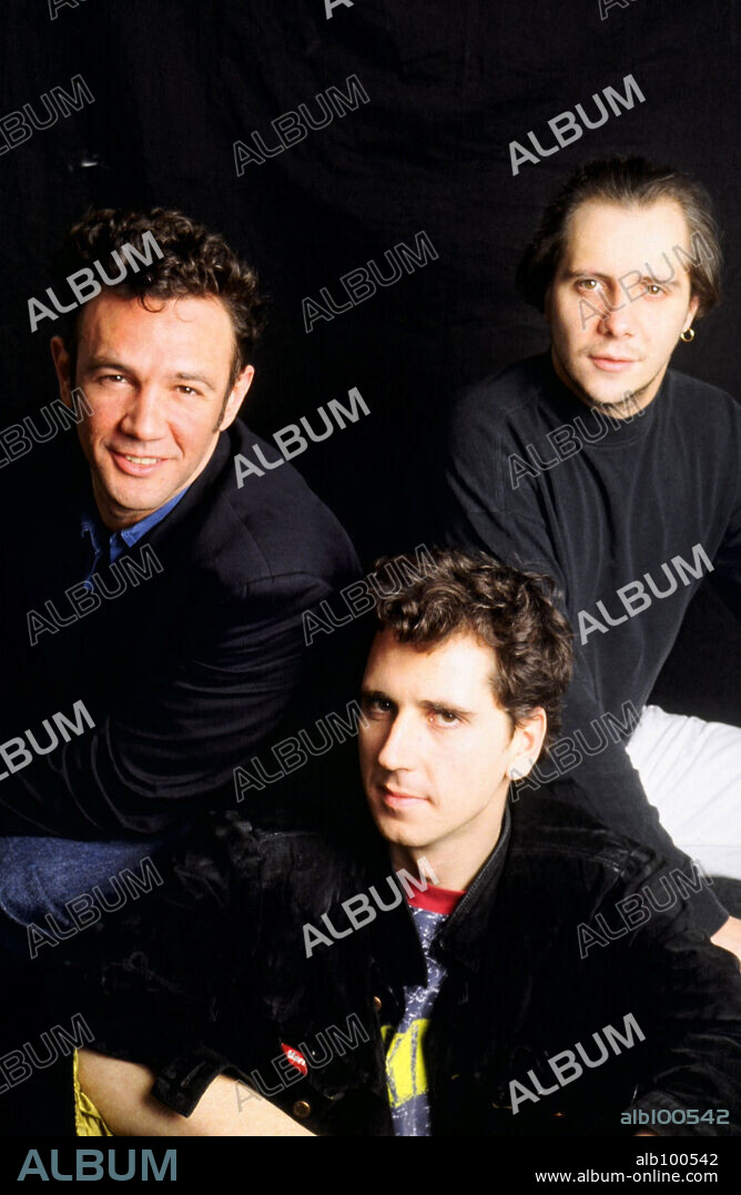 La Union, el grupo musical español creado a finales de 1982 por tres estudiantes de Publicidad: Íñigo Zabala, Mario Martínez y Luis Bolín. (60840011).